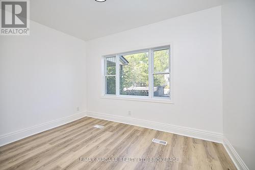 1 - 245 Stanton Street, Fort Erie (332 - Central), ON - Indoor Photo Showing Other Room