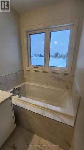 157 Shepherd Drive, Barrie, ON - Indoor Photo Showing Bathroom