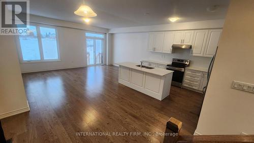 157 Shepherd Drive, Barrie, ON - Indoor Photo Showing Kitchen With Double Sink