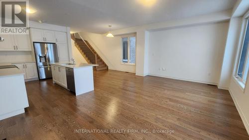 157 Shepherd Drive, Barrie, ON - Indoor Photo Showing Kitchen With Stainless Steel Kitchen