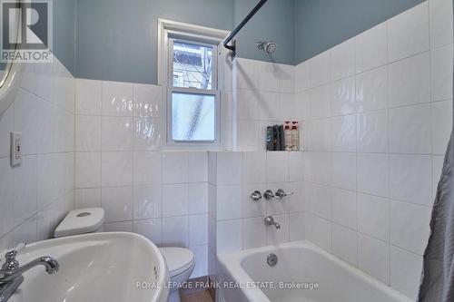 154 Burnham Street, Belleville, ON - Indoor Photo Showing Bathroom