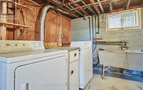 154 Burnham Street, Belleville, ON - Indoor Photo Showing Laundry Room