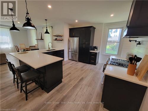 53 Wilson Street, Huron East (Seaforth), ON - Indoor Photo Showing Kitchen