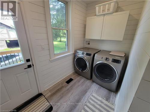 53 Wilson Street, Huron East (Seaforth), ON - Indoor Photo Showing Laundry Room