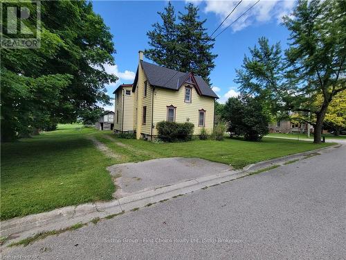 53 Wilson Street, Huron East (Seaforth), ON - Outdoor