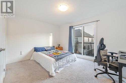 787 Kootenay Path, Oshawa, ON - Indoor Photo Showing Bedroom