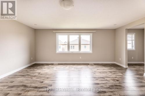 121 Discovery Crescent, Ottawa, ON - Indoor Photo Showing Other Room