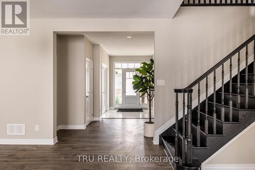 121 Discovery Crescent, Ottawa, ON - Indoor Photo Showing Other Room