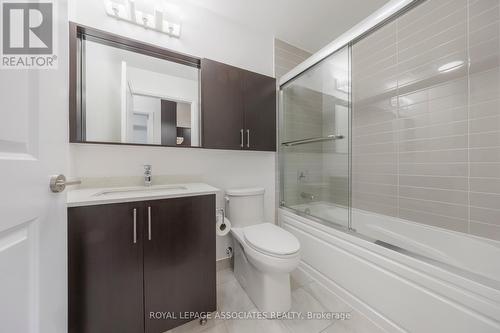 306 - 3121 Sheppard Avenue E, Toronto, ON - Indoor Photo Showing Bathroom