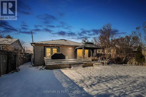 1023 Centre Street N, Whitby, ON - Outdoor With Deck Patio Veranda