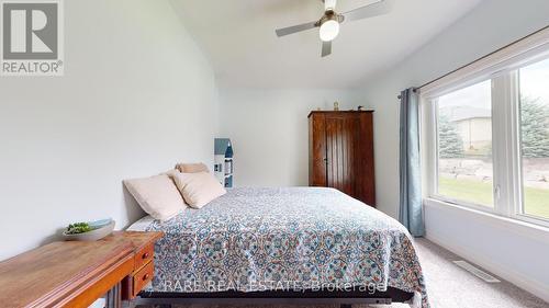 33 Woodside Drive, Brant, ON - Indoor Photo Showing Bedroom