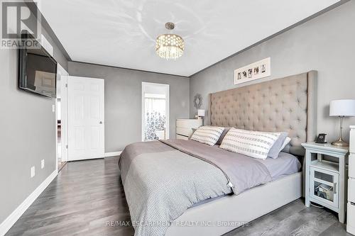 5 Donna Drive, Haldimand, ON - Indoor Photo Showing Bedroom