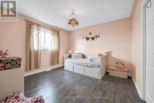 5 Donna Drive, Haldimand, ON - Indoor Photo Showing Bedroom