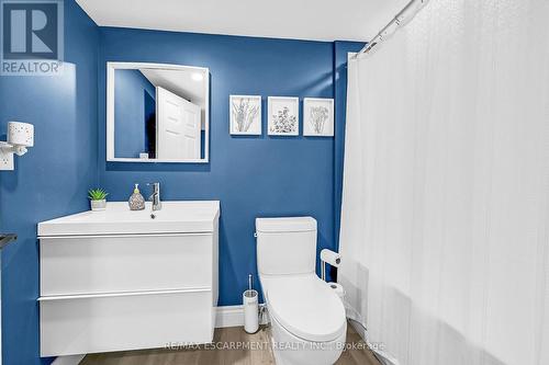 5 Donna Drive, Haldimand, ON - Indoor Photo Showing Bathroom