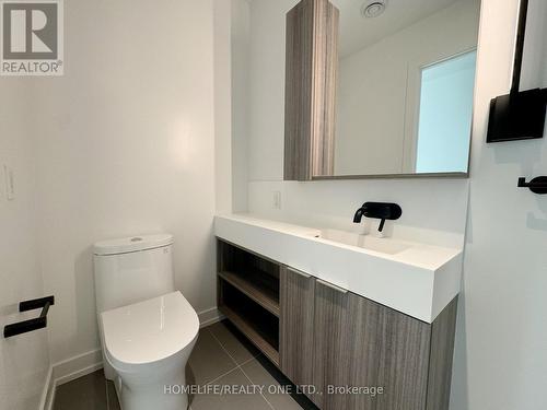 1207 - 425 Front Street E, Toronto, ON - Indoor Photo Showing Bathroom