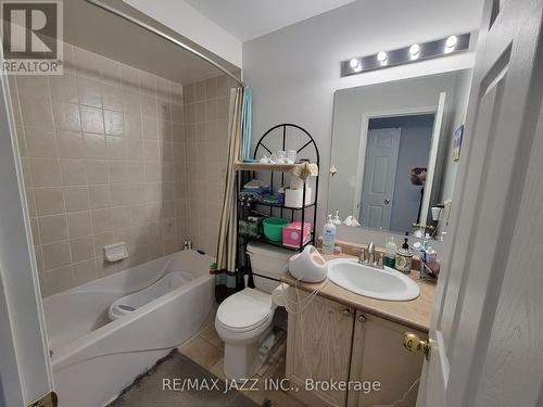 275 Monarch Avenue, Ajax (South West), ON - Indoor Photo Showing Bathroom