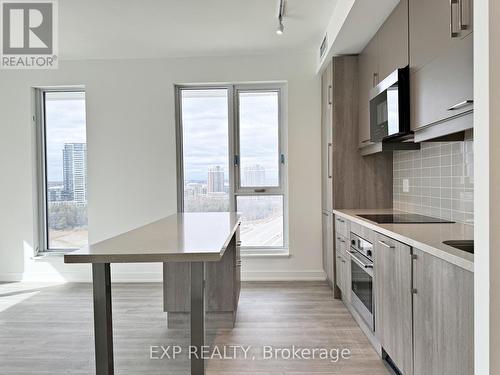 1104B - 292 Verdale Crossing, Markham, ON - Indoor Photo Showing Kitchen With Upgraded Kitchen