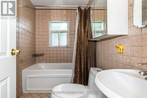 2Nd Flr - 34 Penhurst Avenue, Toronto, ON - Indoor Photo Showing Bathroom