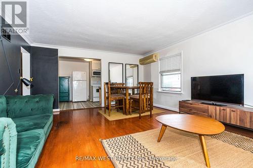 2Nd Flr - 34 Penhurst Avenue, Toronto, ON - Indoor Photo Showing Living Room