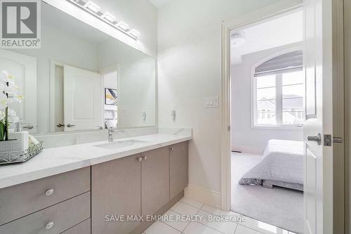 3211 William Rose Way, Oakville, ON - Indoor Photo Showing Bathroom