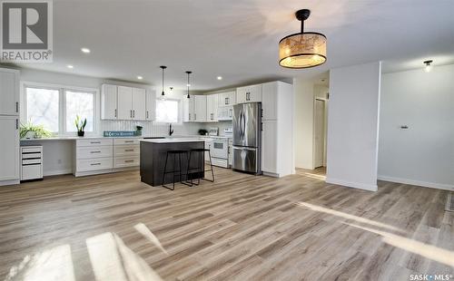 321 115Th Street E, Saskatoon, SK - Indoor Photo Showing Kitchen