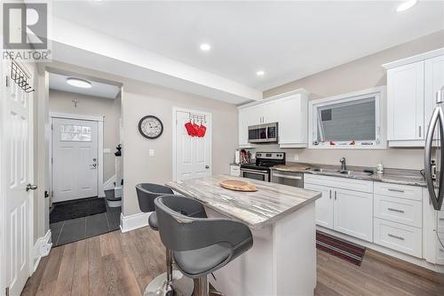 371 Cromwell Street, Sarnia, ON - Indoor Photo Showing Kitchen With Double Sink