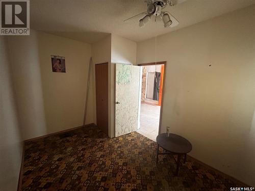 802 Athabaska Avenue, Grenfell, SK - Indoor Photo Showing Other Room