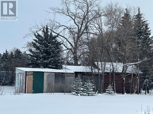 802 Athabaska Avenue, Grenfell, SK - Outdoor