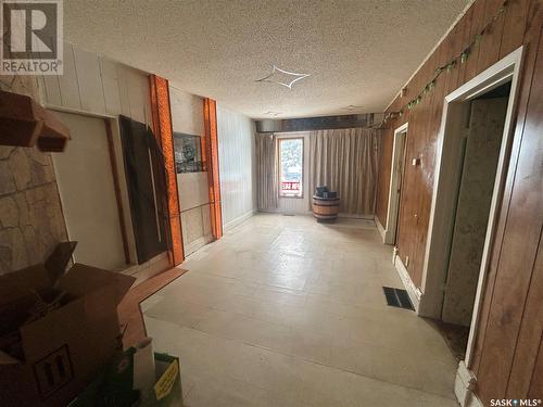 802 Athabaska Avenue, Grenfell, SK - Indoor Photo Showing Other Room