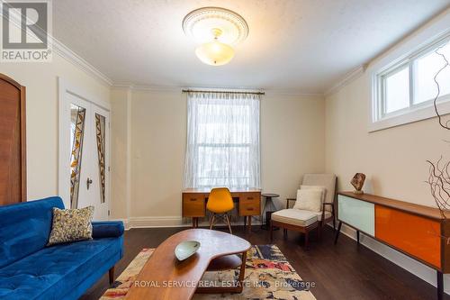 37 Bramley Street N, Port Hope, ON - Indoor Photo Showing Living Room