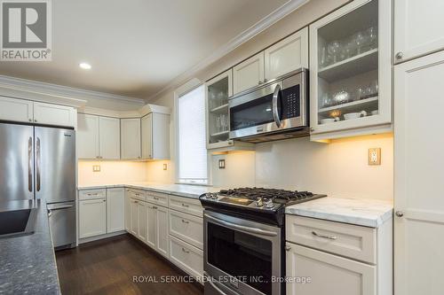 37 Bramley Street N, Port Hope, ON - Indoor Photo Showing Kitchen