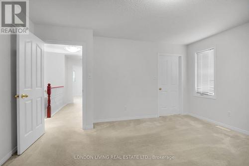 67 Daybreak Court, London, ON - Indoor Photo Showing Other Room