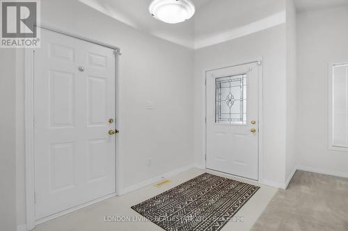 67 Daybreak Court, London, ON - Indoor Photo Showing Other Room