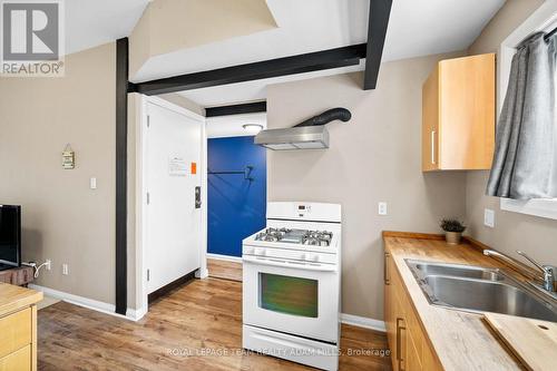 B - 469 Booth Street, Ottawa, ON - Indoor Photo Showing Kitchen With Double Sink