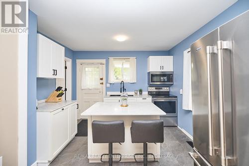 12 Fairburn Avenue, St. Catharines, ON - Indoor Photo Showing Kitchen