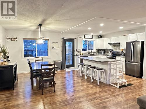 333 Vanderview Drive, Vanderhoof, BC - Indoor Photo Showing Dining Room