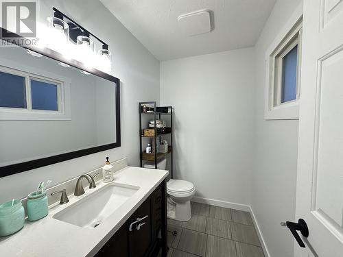 333 Vanderview Drive, Vanderhoof, BC - Indoor Photo Showing Bathroom