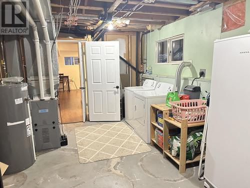 333 Vanderview Drive, Vanderhoof, BC - Indoor Photo Showing Laundry Room