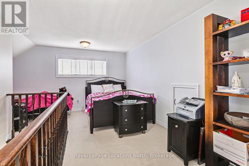 58 Waterview Road, Wasaga Beach, ON - Indoor Photo Showing Bedroom