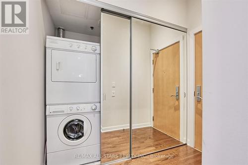 Lph3407 - 375 King Street W, Toronto, ON - Indoor Photo Showing Laundry Room