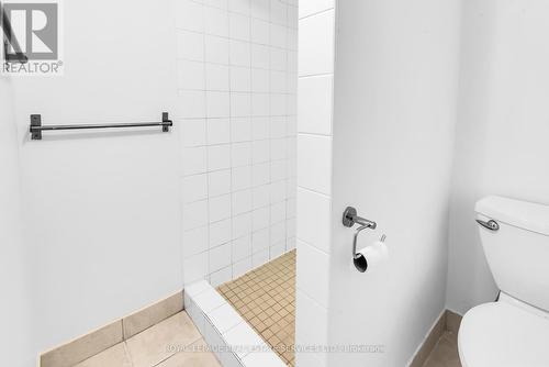 43 Montgomery Avenue, Toronto, ON - Indoor Photo Showing Bathroom