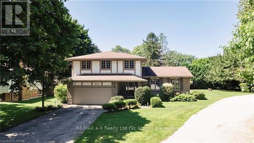 18 Conway Court, Zorra (Thamesford), ON - Outdoor With Facade