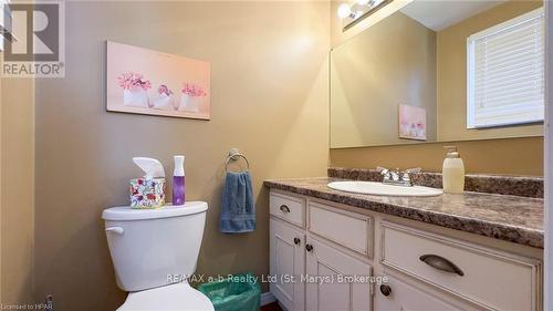 18 Conway Court, Zorra (Thamesford), ON - Indoor Photo Showing Bathroom