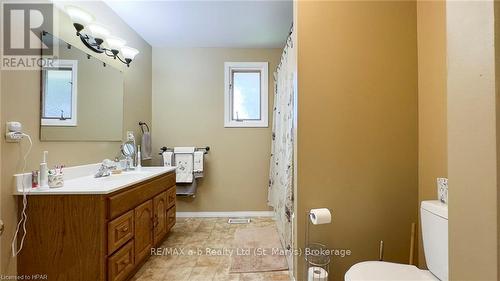 18 Conway Court, Zorra (Thamesford), ON - Indoor Photo Showing Bathroom