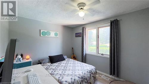 18 Conway Court, Zorra (Thamesford), ON - Indoor Photo Showing Bedroom