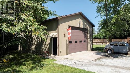 18 Conway Court, Zorra (Thamesford), ON - Outdoor