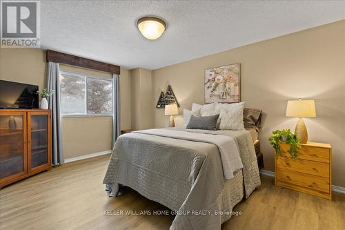 626 Holman Crescent, Centre Wellington (Fergus), ON - Indoor Photo Showing Bedroom