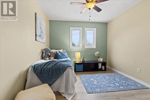 626 Holman Crescent, Centre Wellington (Fergus), ON - Indoor Photo Showing Bedroom