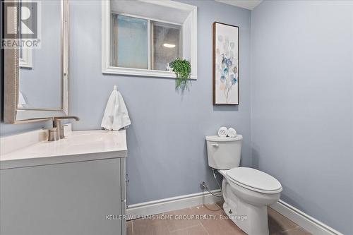 626 Holman Crescent, Centre Wellington (Fergus), ON - Indoor Photo Showing Bathroom