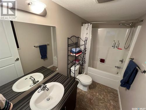 1107 5500 Mitchinson Way, Regina, SK - Indoor Photo Showing Bathroom